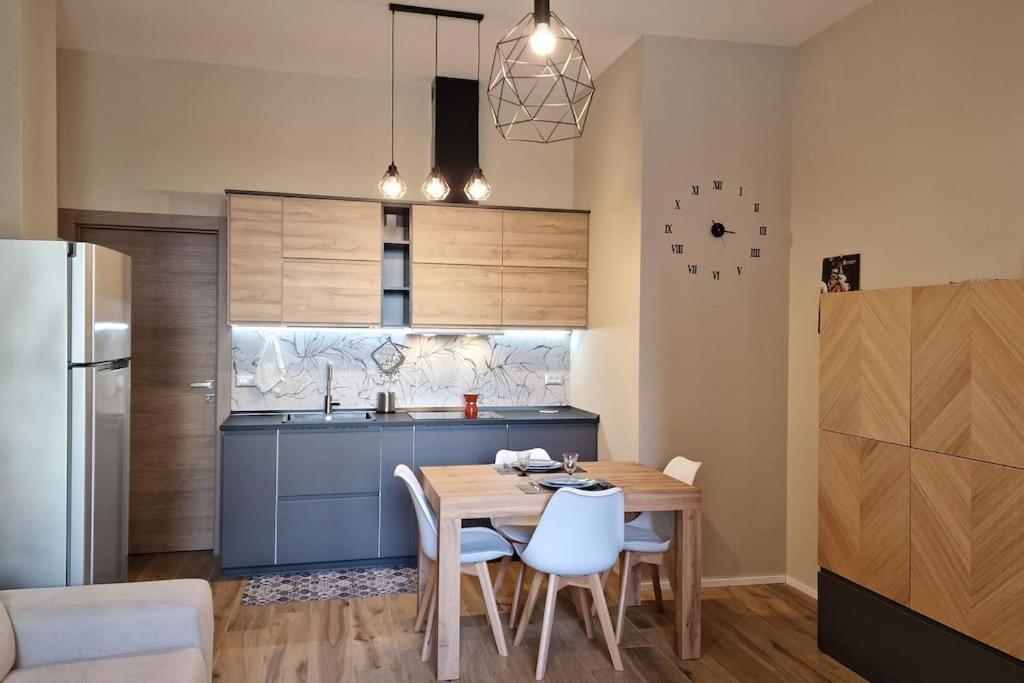 Апартаменты Corso Vittorio 364 Кальяри Экстерьер фото